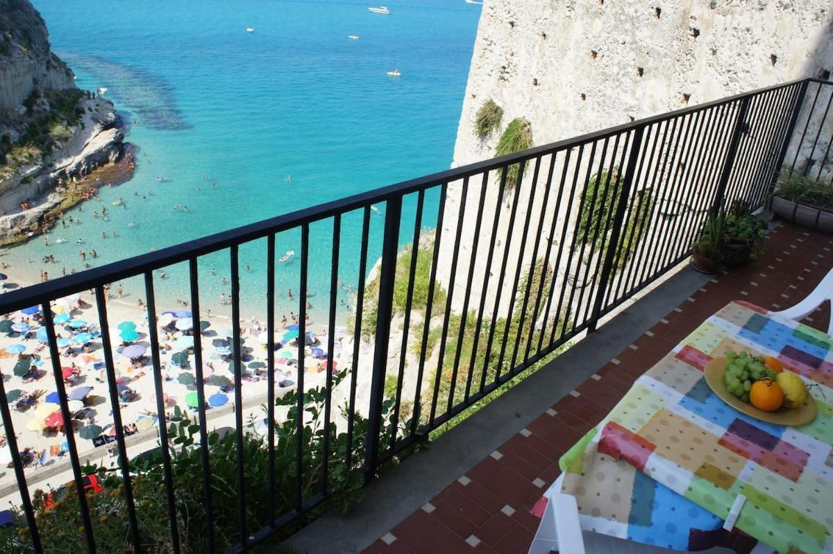 トロペーアTerrazzino D'Amareアパートメント エクステリア 写真